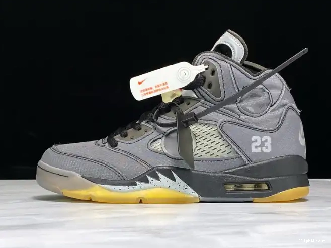 Jordan Off-White Black x Air 5 CT8480-001 0521